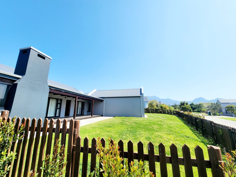 3 Bedroom Property for Sale in Kraaibosch Country Estate Western Cape